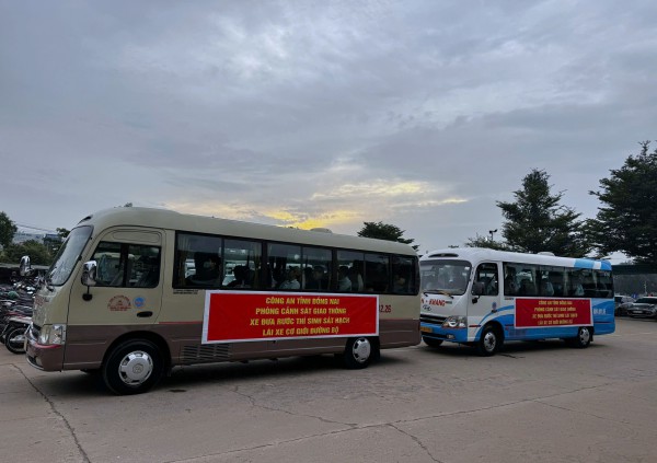 Đồng Nai: Đưa hơn 1.000 thí sinh đến Vĩnh Long thi sát hạch lái xe hạng C Đồng Nai: Đưa hơn 1.000 thí sinh đến Vĩnh Long thi sát hạch lái xe hạng C