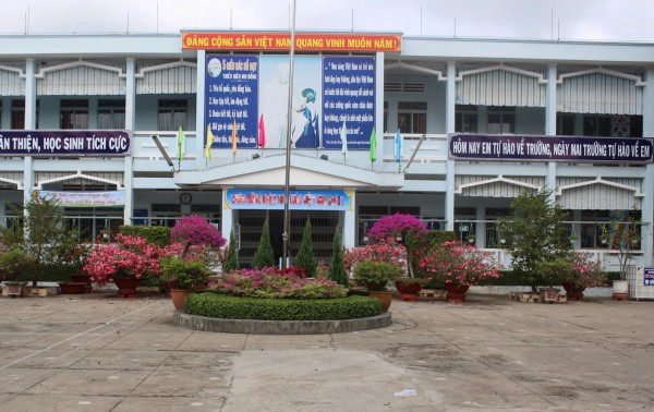 Đồng Tháp: 56 học sinh và 6 người lớn nhập viện nghi ngộ độc thực phẩm Đồng Tháp: 56 học sinh và 6 người lớn nhập viện nghi ngộ độc thực phẩm