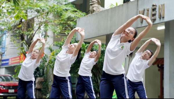 Đồng diễn dưỡng sinh vì sức khỏe cộng đồng tại TP.HCM Đồng diễn dưỡng sinh vì sức khỏe cộng đồng tại TP.HCM