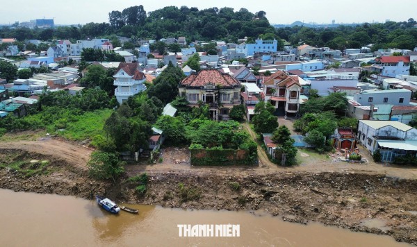 Đường ven sông Đồng Nai thông xe kỹ thuật, biệt thự 100 tuổi còn nguyên