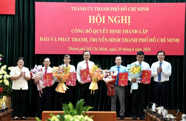 Ông Lê Văn Minh làm Tổng giám đốc Báo và Phát thanh, Truyền hình TP.HCM Ông Lê Văn Minh làm Tổng giám đốc Báo và Phát thanh, Truyền hình TP.HCM