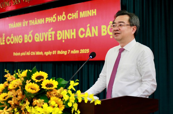 Ông Nguyễn Thanh Nghị: 'Hôm nay là ngày đặc biệt với TP.HCM' Ông Nguyễn Thanh Nghị: 'Hôm nay là ngày đặc biệt với TP.HCM'