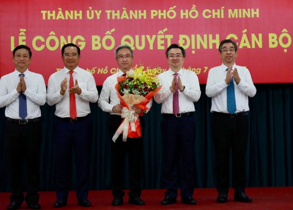 Ông Nguyễn Thanh Nghị: 'Hôm nay là ngày đặc biệt với TP.HCM' Ông Nguyễn Thanh Nghị: 'Hôm nay là ngày đặc biệt với TP.HCM'
