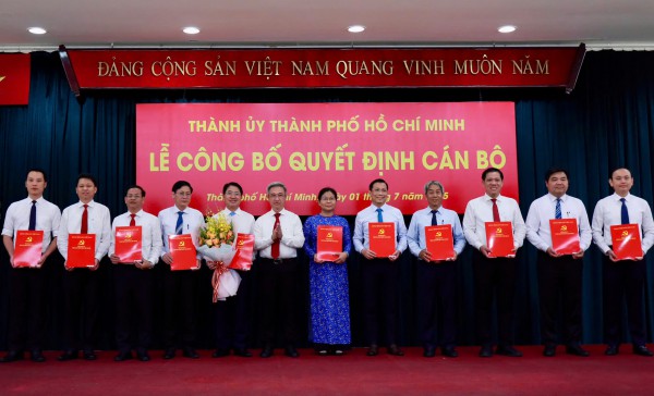 Ông Nguyễn Thanh Nghị: 'Hôm nay là ngày đặc biệt với TP.HCM' Ông Nguyễn Thanh Nghị: 'Hôm nay là ngày đặc biệt với TP.HCM'