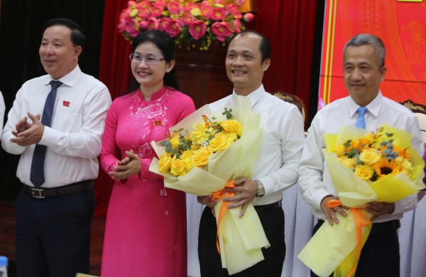 Ông Nguyễn Tuấn Anh được bầu giữ chức Phó chủ tịch UBND tỉnh Đồng Nai Ông Nguyễn Tuấn Anh được bầu giữ chức Phó chủ tịch UBND tỉnh Đồng Nai