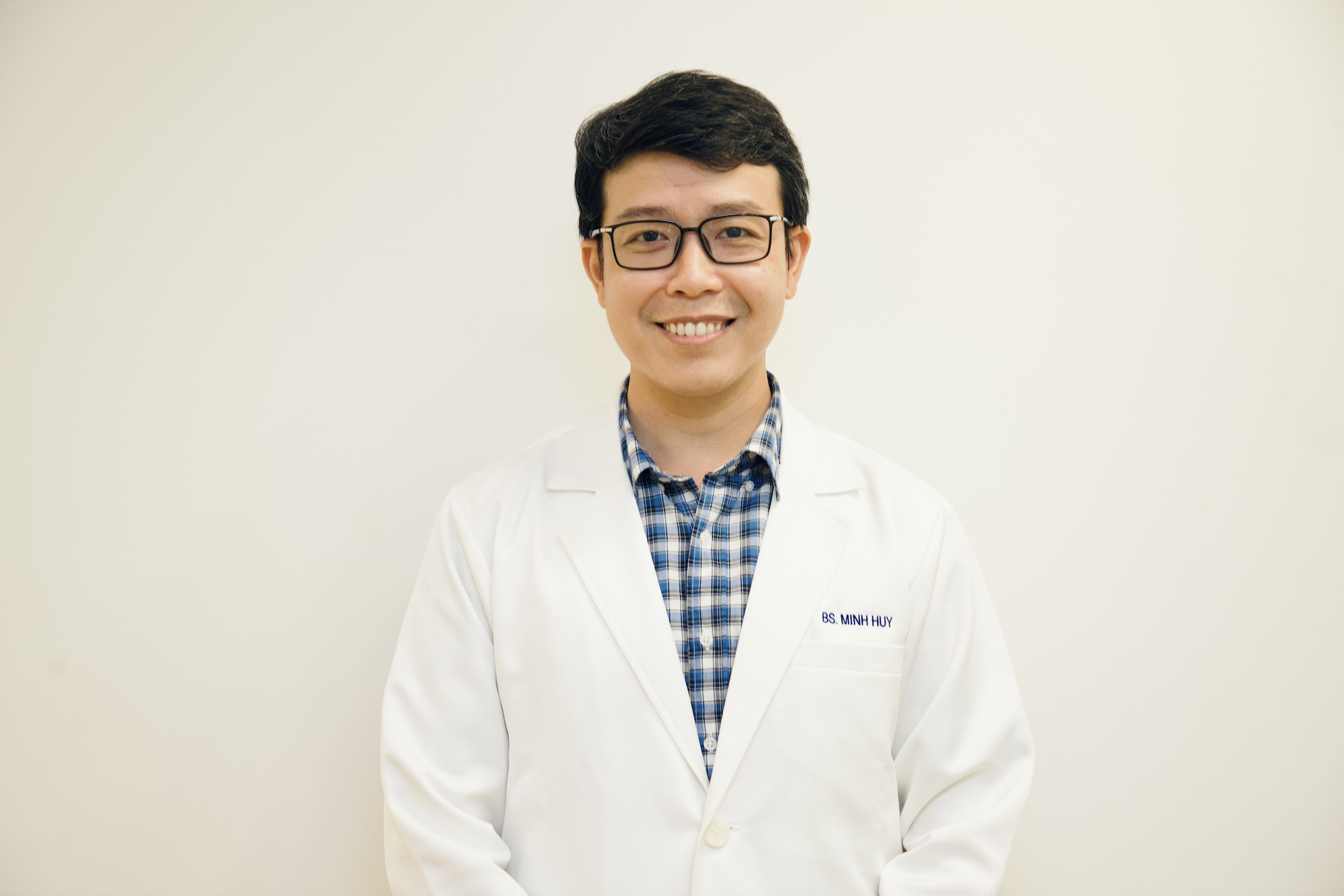 1 tỉ người sẽ cận thị nặng: Báo động cho học sinh Việt Nam