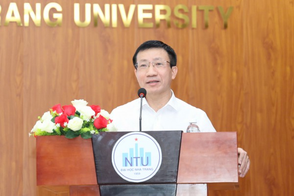 125 đề tài sinh viên tranh tài giải thưởng KH-CN toàn quốc tại Khánh Hòa 125 đề tài sinh viên tranh tài giải thưởng KH-CN toàn quốc tại Khánh Hòa