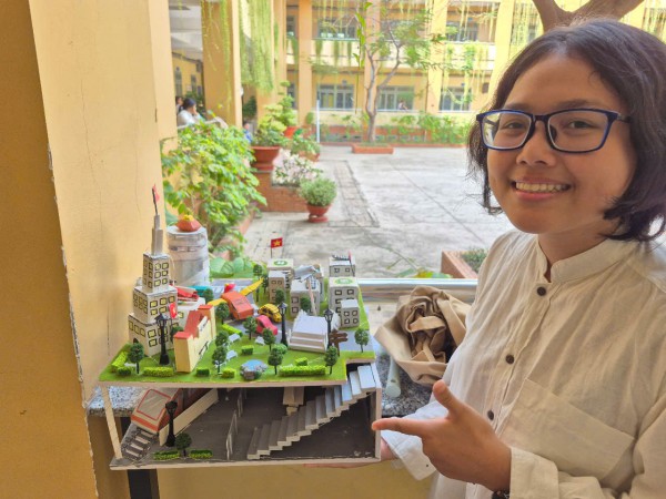50 năm đất nước thống nhất: Những cách chào đón đại lễ của học sinh