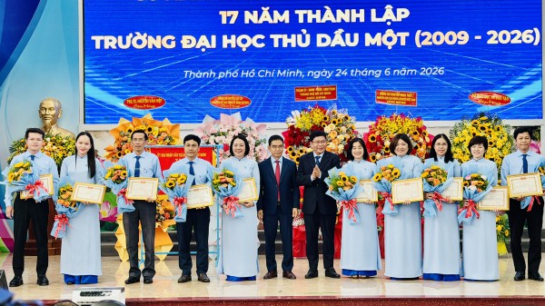 50 năm truyền thống Trường đại học Thủ Dầu Một