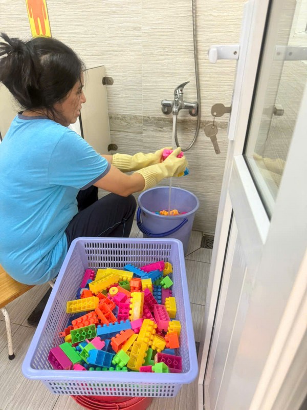 8 ca tay chân miệng tử vong: Trường học TP.HCM làm gì?