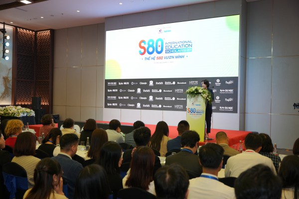 80 tỉ đồng học bổng S80 cho ‘Thế hệ vươn mình’ 80 tỉ đồng học bổng S80 cho ‘Thế hệ vươn mình’