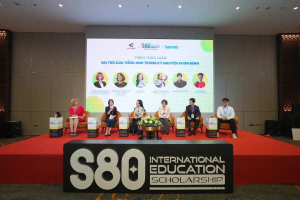 80 tỉ đồng học bổng S80 cho ‘Thế hệ vươn mình’ 80 tỉ đồng học bổng S80 cho ‘Thế hệ vươn mình’