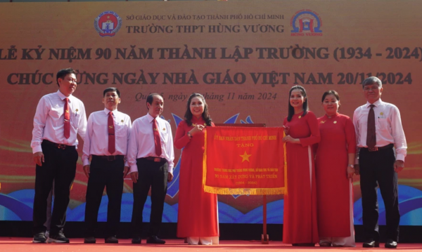 90 năm ngày thành lập ngôi trường mang tên Quốc tổ Hùng Vương