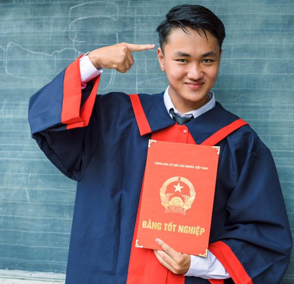 Ba mẹ á khoa khối A toàn quốc: 