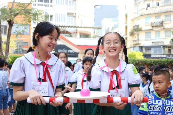 Bác sĩ Bệnh viện Nhi đồng 2 giải đáp câu hỏi thiết thực lứa tuổi học đường