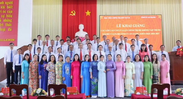 Bản lĩnh người thầy trong ngôi trường đặc biệt