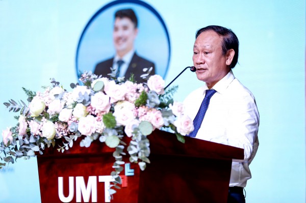 Báo Thanh Niên và Trường ĐH Quản lý và Công nghệ TP.HCM ký kết hợp tác Báo Thanh Niên và Trường ĐH Quản lý và Công nghệ TP.HCM ký kết hợp tác