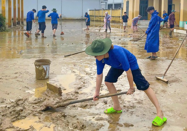 Bão lũ thay đổi cách tri ân ngày Nhà giáo