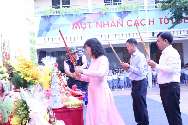 Bất ngờ với hoạt cảnh sân khấu hóa lễ Giỗ tổ Hùng Vương tại TP.HCM