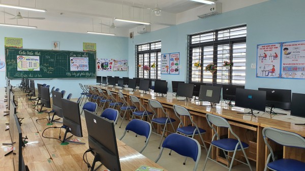 Bên trong trường tiểu học đầu tư hơn 40 tỉ đồng ở TP.HCM mới khánh thành