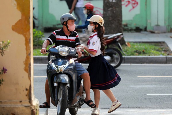 Bị phạt đến 10 triệu đồng nếu ép con học quá sức: Lời cảnh báo với phụ huynh Bị phạt đến 10 triệu đồng nếu ép con học quá sức: Lời cảnh báo với phụ huynh