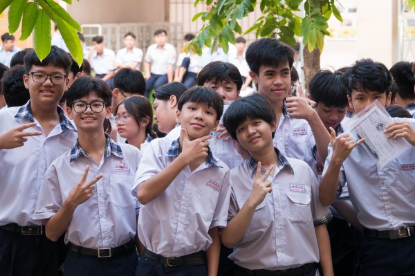 Biến động điểm chuẩn lớp 10 của TP.HCM trong 2 năm qua