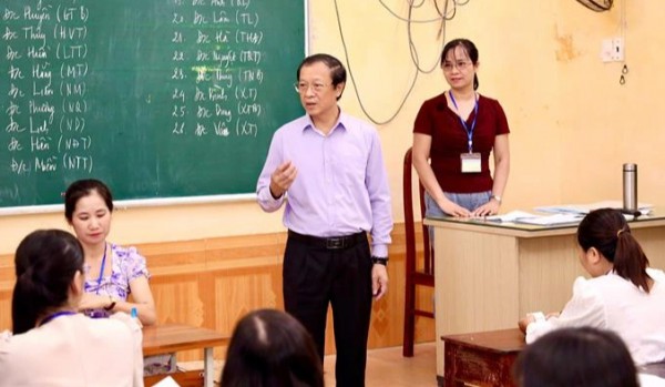 Bộ GD-ĐT: Hướng dẫn chấm thi tốt nghiệp THPT môn văn theo hướng mở Bộ GD-ĐT: Hướng dẫn chấm thi tốt nghiệp THPT môn văn theo hướng mở