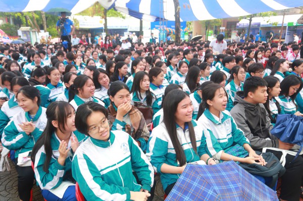 Bộ GD-ĐT lưu ý điểm mới của kỳ thi tốt nghiệp THPT 2026 Bộ GD-ĐT lưu ý điểm mới của kỳ thi tốt nghiệp THPT 2026