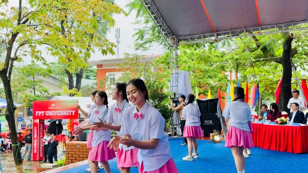 Bộ GD-ĐT lưu ý điểm mới của kỳ thi tốt nghiệp THPT 2026 Bộ GD-ĐT lưu ý điểm mới của kỳ thi tốt nghiệp THPT 2026