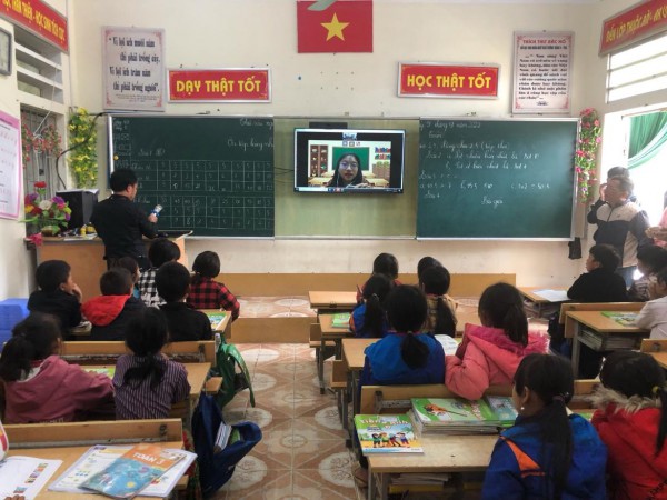 Bộ GD-ĐT yêu cầu tuyển hết biên chế giáo viên, nhưng...