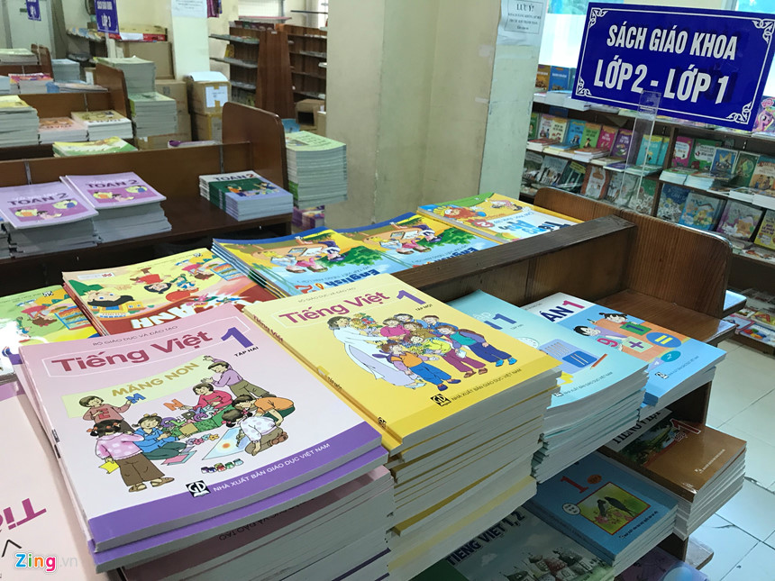 'Bo GD&DT khong tra loi ve lang phi SGK la ne tranh trach nhiem' hinh anh 4 