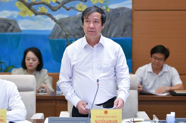 Bộ trưởng Bộ GD-ĐT: Hai con đường cho môn tích hợp Bộ trưởng Bộ GD-ĐT: Hai con đường cho môn tích hợp