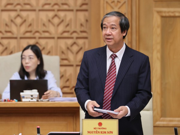 Bộ trưởng GD-ĐT nói về kỳ thi tốt nghiệp THPT 'nhiều điểm đặc biệt' Bộ trưởng GD-ĐT nói về kỳ thi tốt nghiệp THPT 'nhiều điểm đặc biệt'