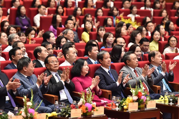 Bộ trưởng Nguyễn Kim Sơn: 'Giáo dục thủ đô phải hướng tới là nền giáo dục thanh lịch'