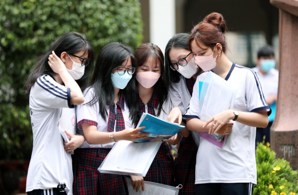 Các trường ĐH còn bao nhiêu chỉ tiêu xét điểm thi tốt nghiệp?