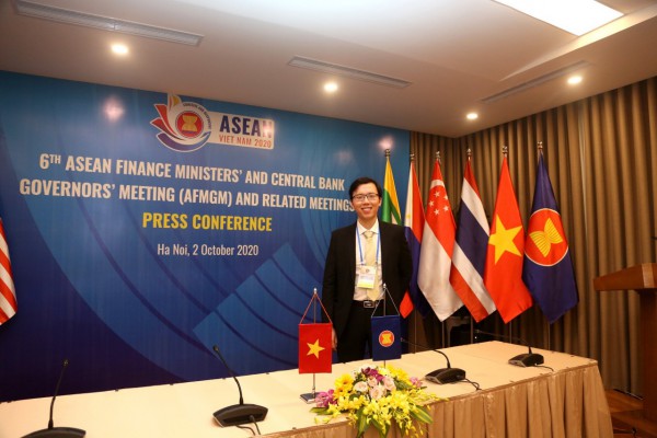 Cách đạt 9.0 IELTS không cần luyện thi của chàng trai Hà Nội