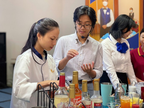 Cận tết 2026, TP.HCM cần 30.000 lao động: Ngành nào đang bùng nổ? Cận tết 2026, TP.HCM cần 30.000 lao động: Ngành nào đang bùng nổ?