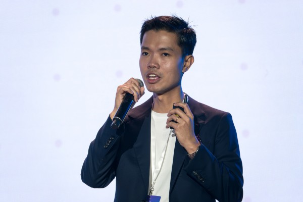 Cấp miễn phí tài khoản Canva giáo dục cho tất cả giáo viên Việt Nam