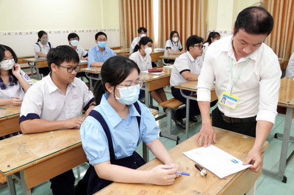 Chấm thi lớp 10 tại TP.HCM: Đảm bảo quyền lợi của thí sinh
