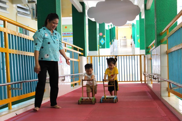 Chật vật tìm nơi an toàn gửi trẻ 6 - 36 tháng tuổi Chật vật tìm nơi an toàn gửi trẻ 6 - 36 tháng tuổi