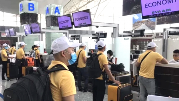 Chọn đi lao động ở nước ngoài sau tốt nghiệp đại học, những điều cần lưu ý Chọn đi lao động ở nước ngoài sau tốt nghiệp đại học, những điều cần lưu ý