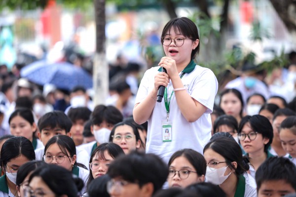 Chọn nghề trong 'kỷ nguyên AI': Bắt đầu từ ngành công nghệ nào?