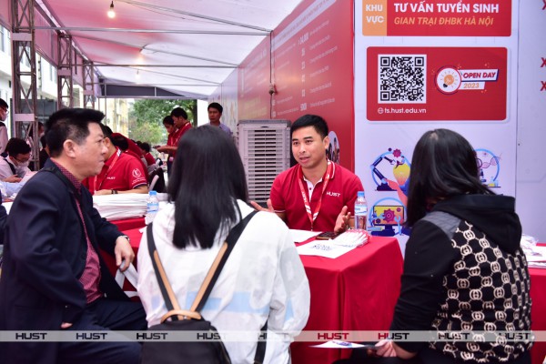 Chuyên gia tuyển sinh dự đoán điểm chuẩn toàn quốc tăng nhẹ, ĐH Bách khoa Hà Nội giảm Chuyên gia tuyển sinh dự đoán điểm chuẩn toàn quốc tăng nhẹ, ĐH Bách khoa Hà Nội giảm