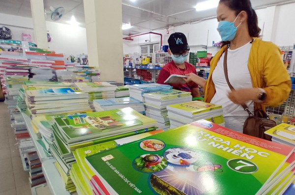 Chuyên viên, tác giả chương trình, sách giáo khoa nên dạy thử vài tiết tích hợp