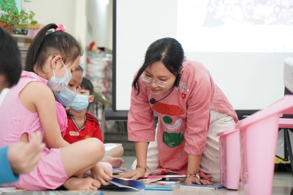 Cô Chân Kiến và hành trình xây 'tổ nhỏ' cho những học trò đặc biệt