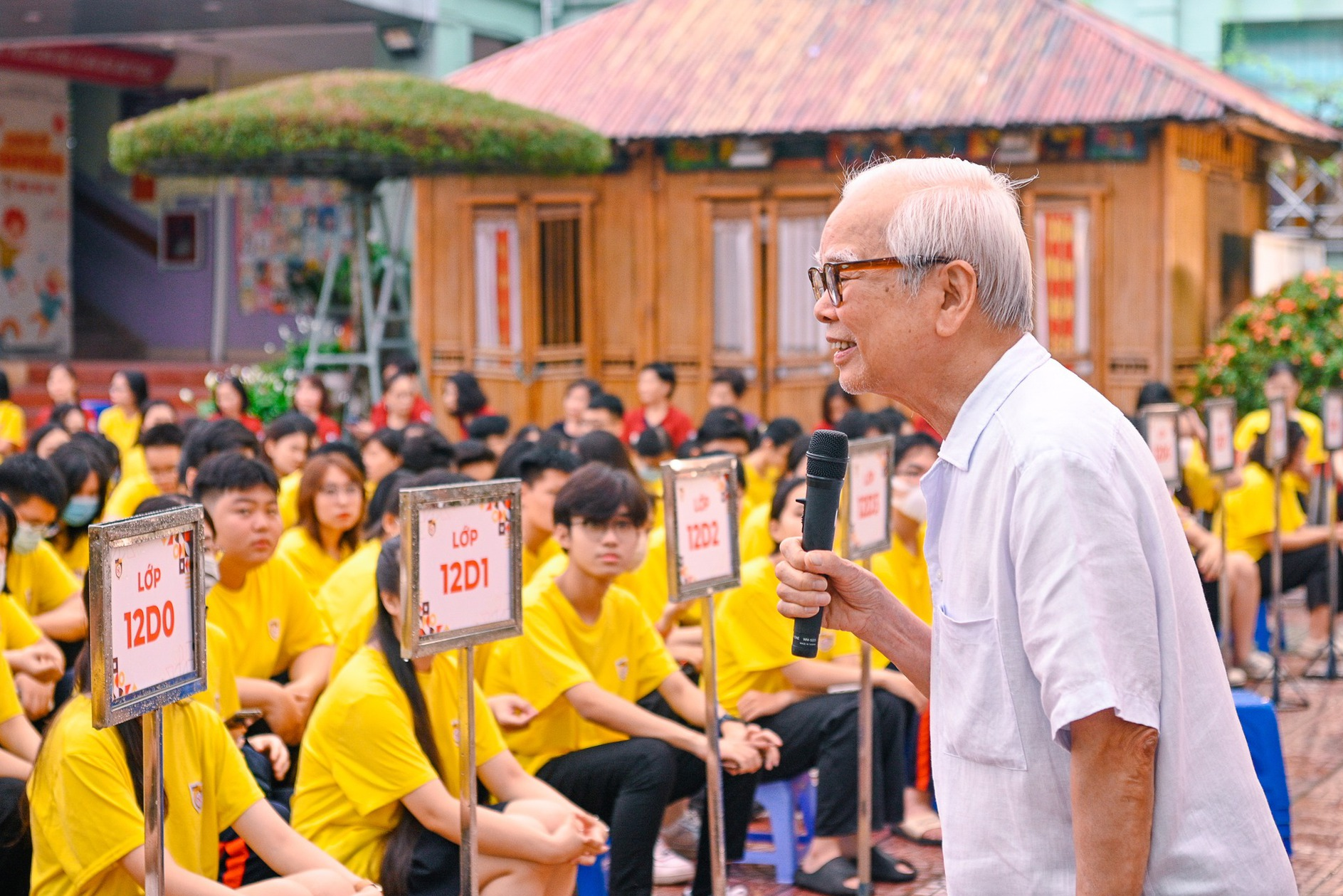 Cô hiệu trưởng nhắn học sinh trước kỳ thi: 