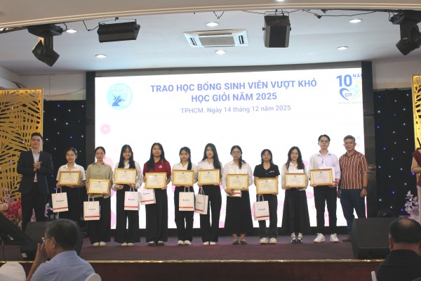 Có một quỹ học bổng 10 năm nhận được 7 tỉ đồng