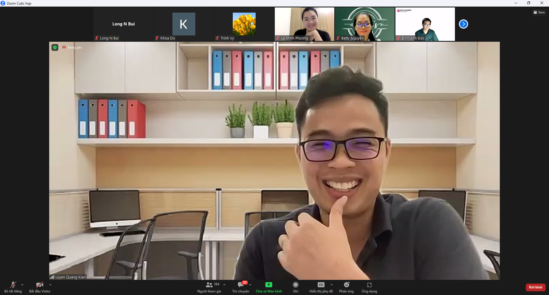 Có nên cho trẻ ôn thi IELTS từ lớp 5? Có nên cho trẻ ôn thi IELTS từ lớp 5?