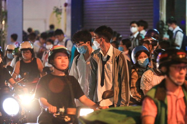 Có nên đưa dạy thêm vào ngành nghề kinh doanh có điều kiện?