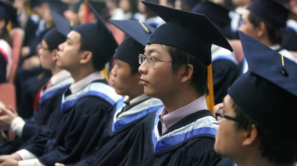 Có trên 70% sinh viên tốt nghiệp hài lòng, trường ĐH mới đạt chuẩn